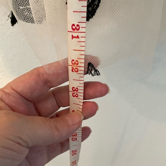 Chic Black Floral Embroidered Cream Skirt - Picture 9 of 9